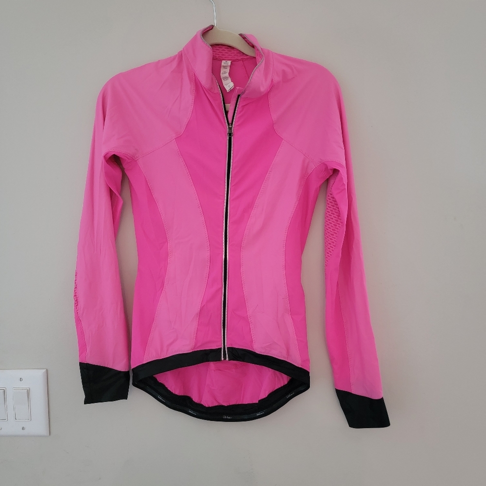 Lululemon windbreaker
